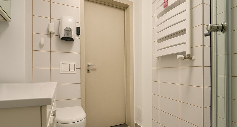 Iancu de Hunedoara colt cu Tonitza, Apart 2 camere demisol, retras